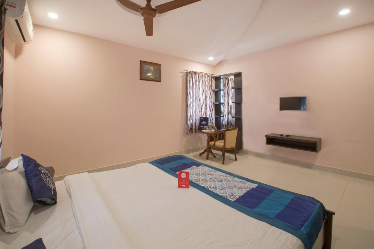 Oyo 10373 Apartment The Icon Homes Hyderabad Exterior photo
